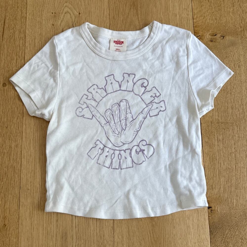 Pac Sun x Stranger Things Baby Tee Hang Loose Size S White Purple